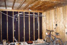 Empty hoist