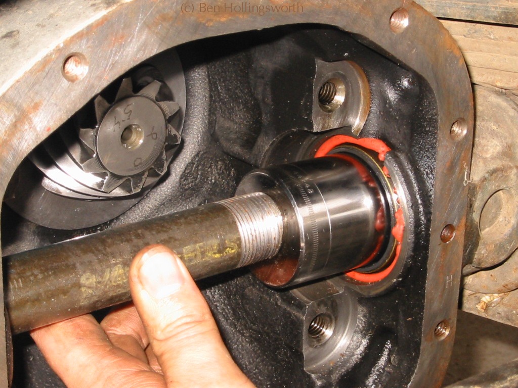 Dana 30 Axle Seal Replacement in a '95 Wrangler – 