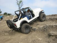 CJ-7 climbing the ledges